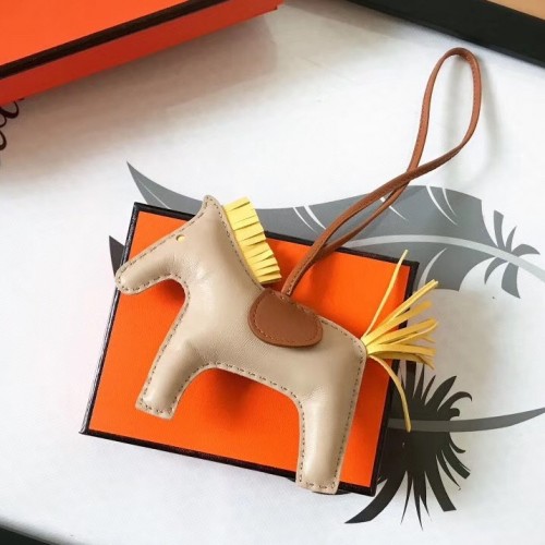 Hermés Rodeo PM Horse Bag Charm in Golden Yellow, Agate & Carnelian Milo  Lambskin - SOLD