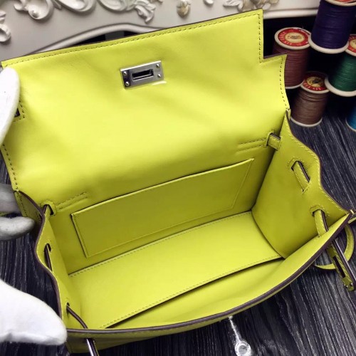 Kelly danse leather handbag Hermès Yellow in Leather - 36641211